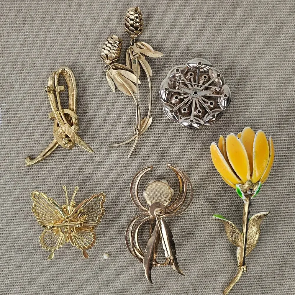 VTG lot 6 brooches butterfly pinecone floral abstract pins cottage grandma
